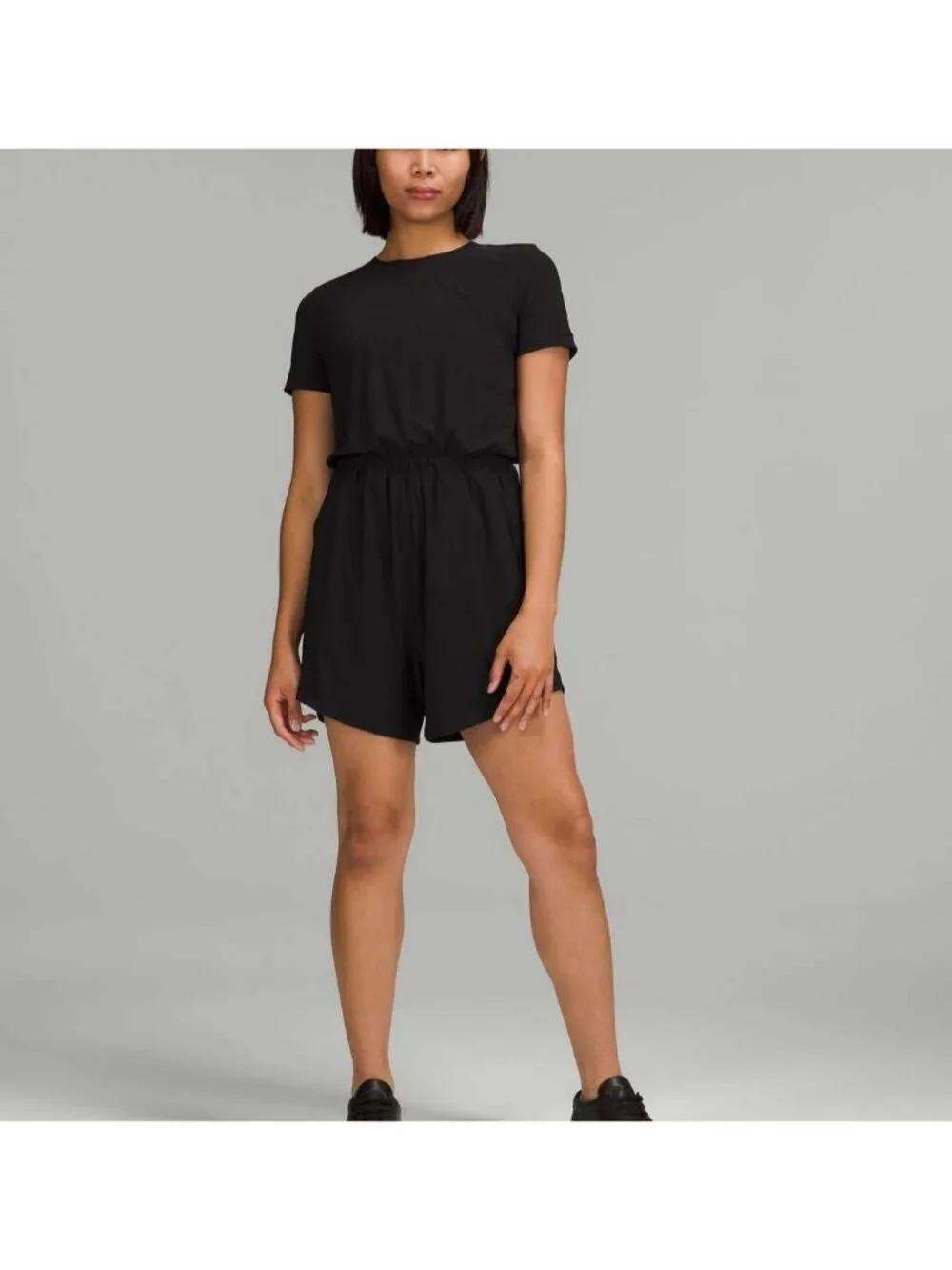 Lululemon Womens Size 8 Romper Lightweight High-Neck Black Lightweight LW1DU9R